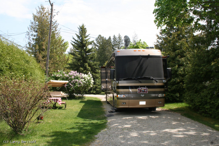 Creston Mobile Home Park with RV Sites