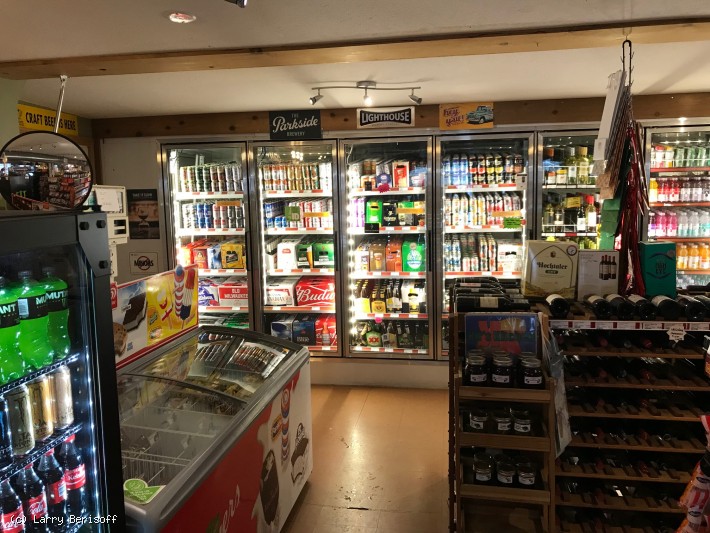 Sunshine Coast Market / Store