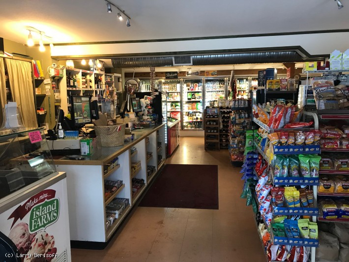 Sunshine Coast Market / Store